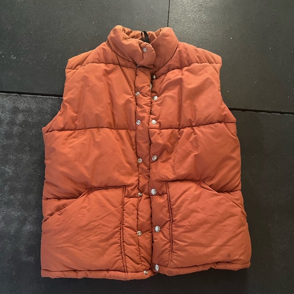 Vintage North Face Puffer Vest - Picture 5 of 5